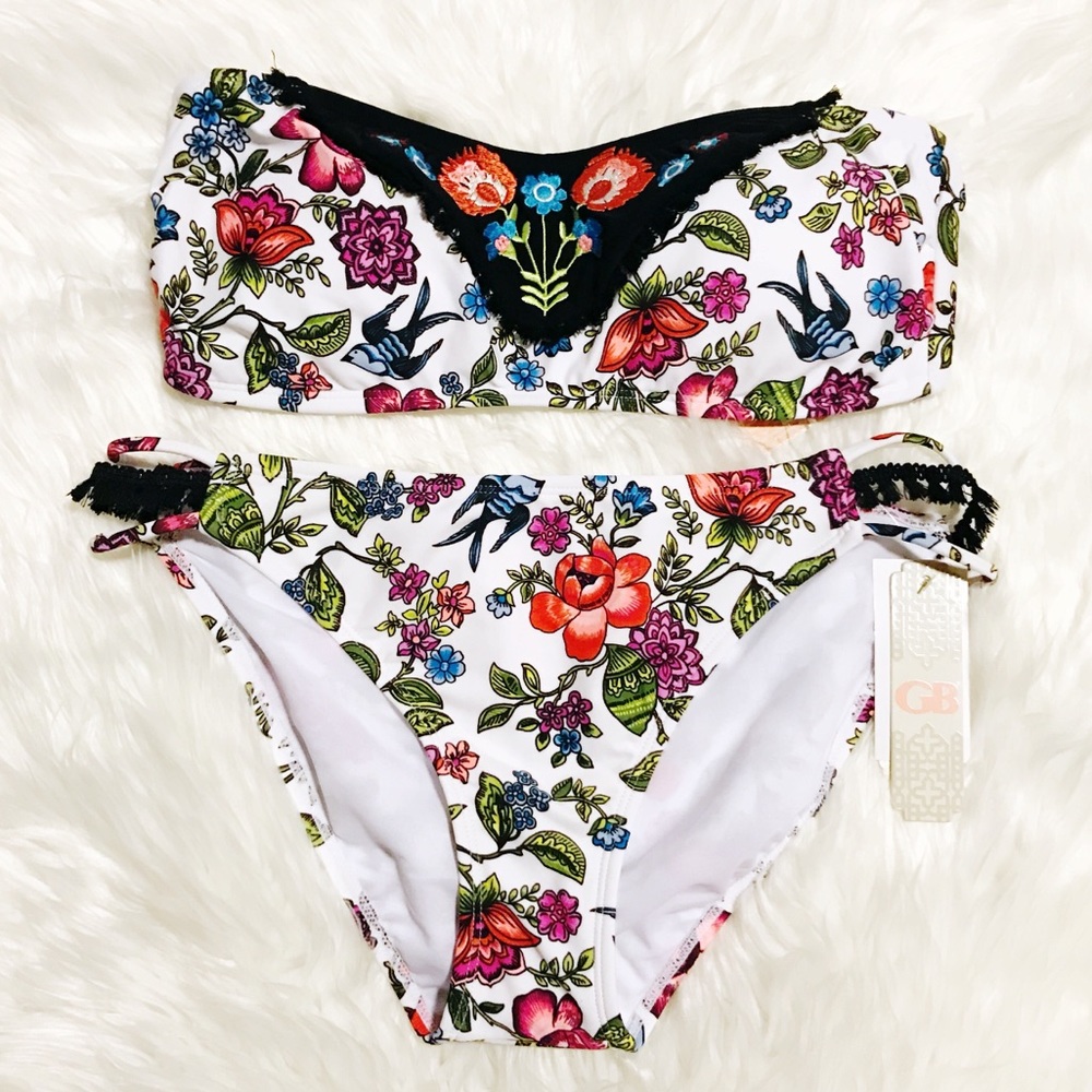 GB White Floral Bikini 2 Piece Set Large NWT - Picture 1 of 4